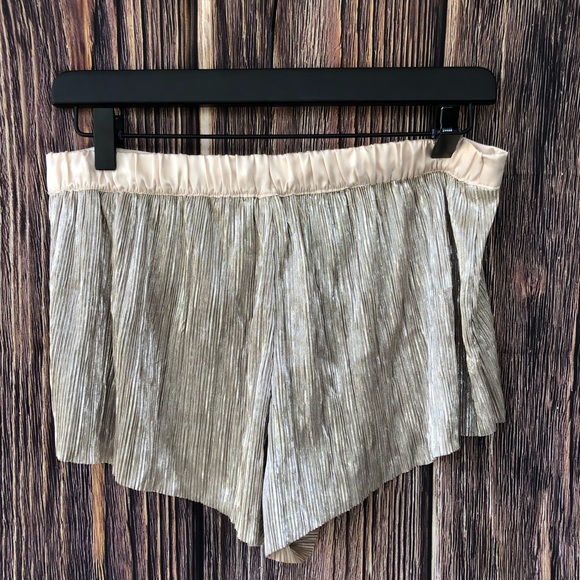 Victoria’s Secret Gold Pajama Shorts - Picture 2 of 9